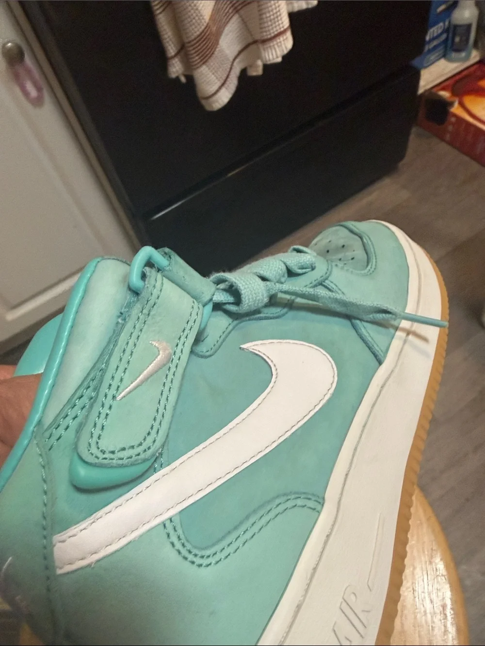 Nike Kids Mid-Top Sneakers in Teal and White